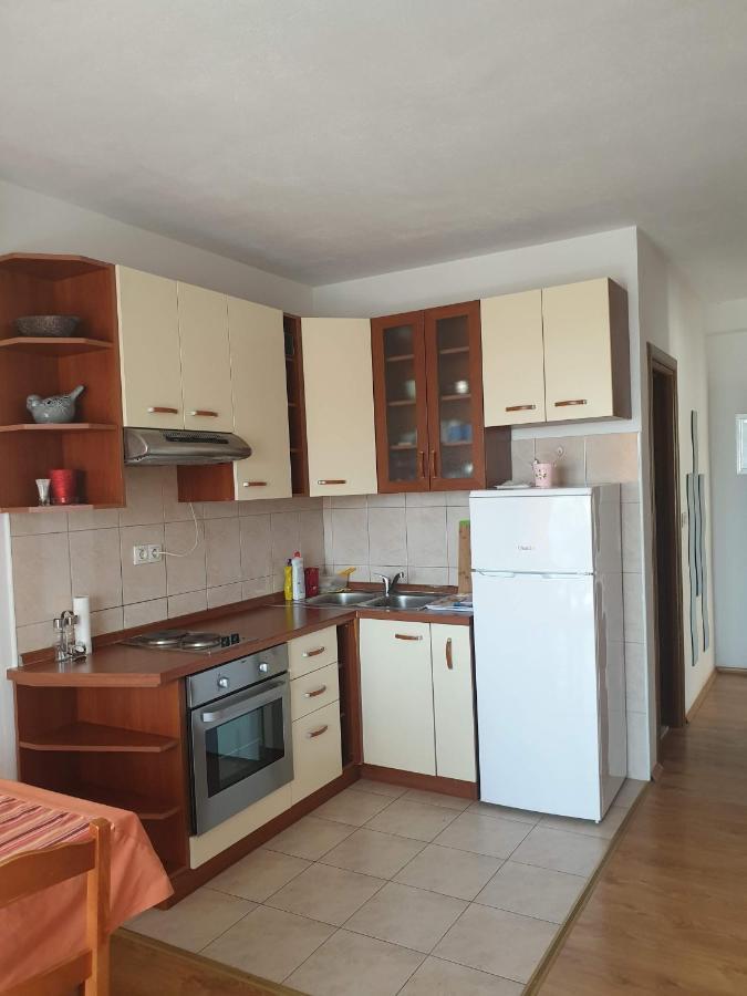 Apartment Perica Omiš Zewnętrze zdjęcie