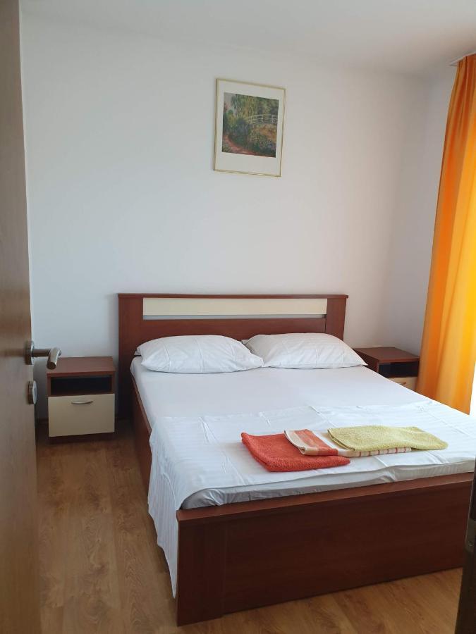 Apartment Perica Omiš Zewnętrze zdjęcie