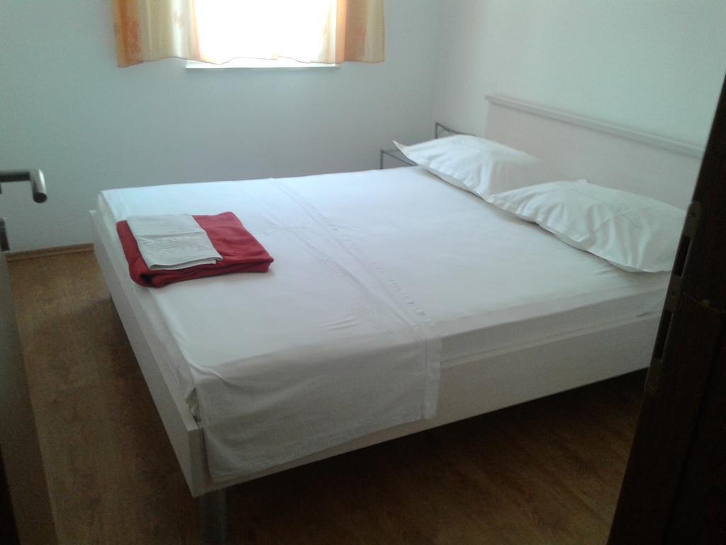 Apartment Perica Omiš Zewnętrze zdjęcie
