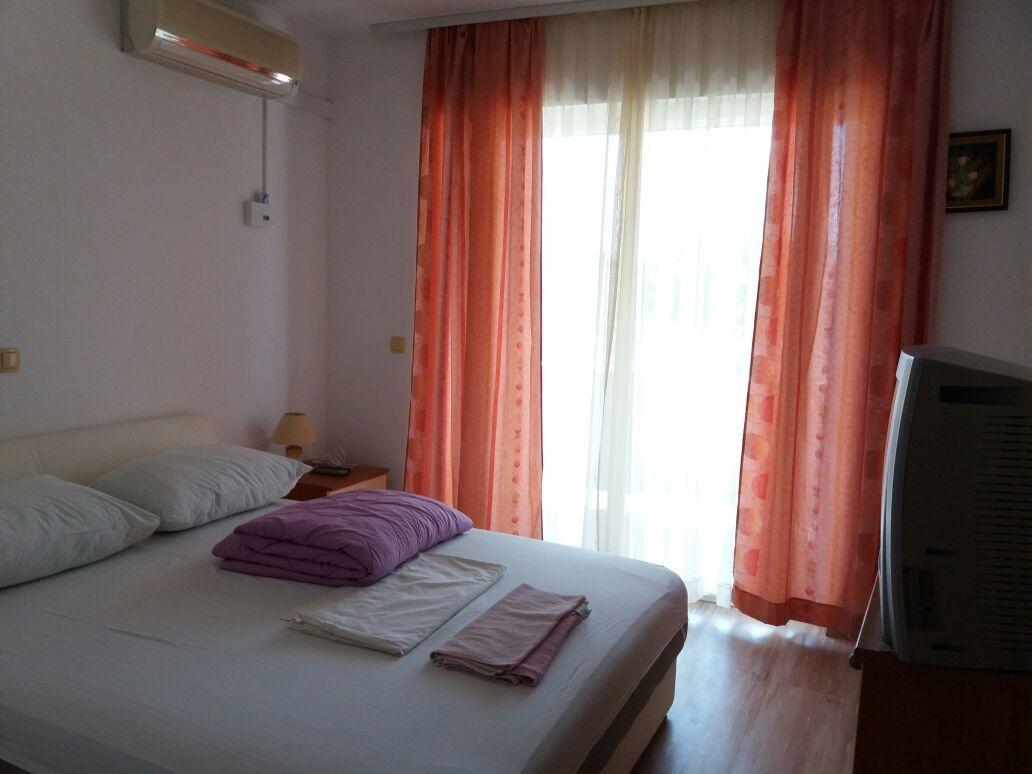 Apartment Perica Omiš Zewnętrze zdjęcie