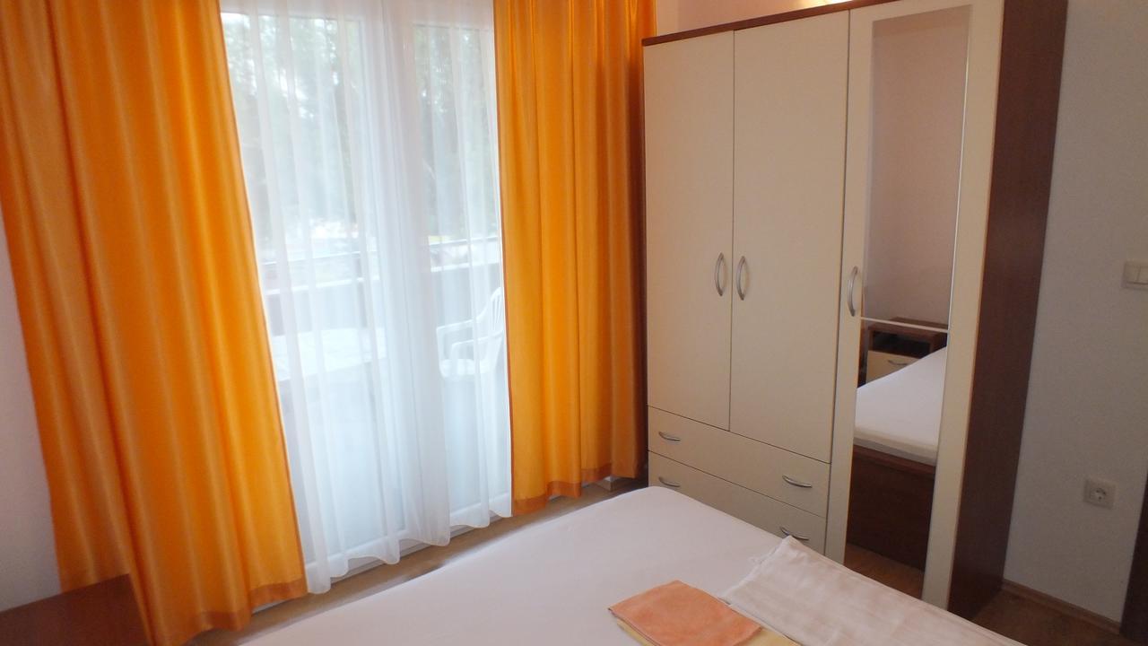 Apartment Perica Omiš Zewnętrze zdjęcie